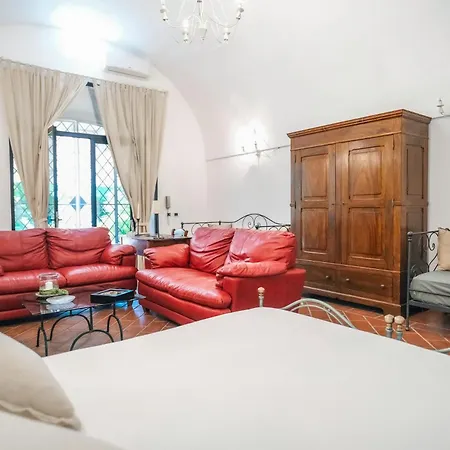 La Magnolia Bed & Breakfast