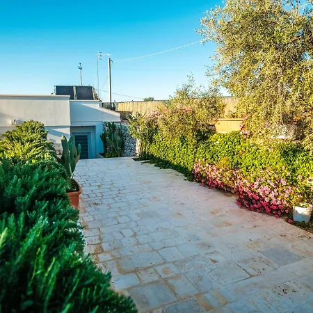 La Magnolia Bed & Breakfast *